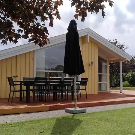 40579-juelsminde-pot-strandby-235 بيت للعطل